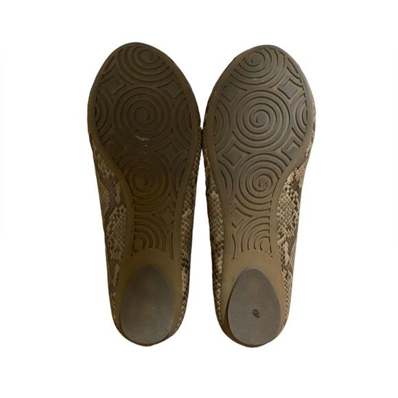 Dr. Scholl's Memory Foam Sandals - Picture 3 of 5